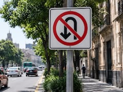Qué significa la señal de tránsito con un círculo rojo y una flecha en “U” invertida tachada