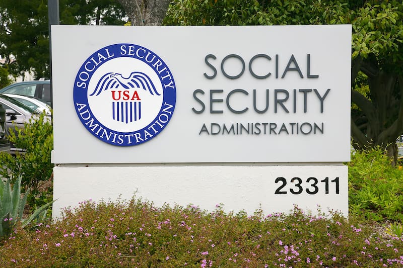 The SSA states that people who have a Social Security number may request a new one in certain circumstances, as long as they meet the specific requirements for this procedure.
