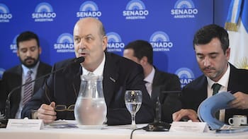 El Gobierno acumula reformas sin un horizonte claro: la meta que se impuso y no pudo cumplir
