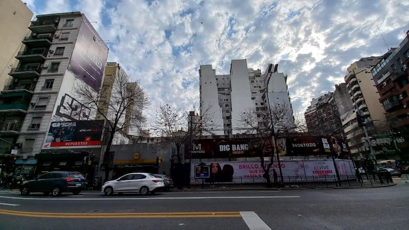 La normativa indica que la senda peatonal existe aunque no esté dibujada.