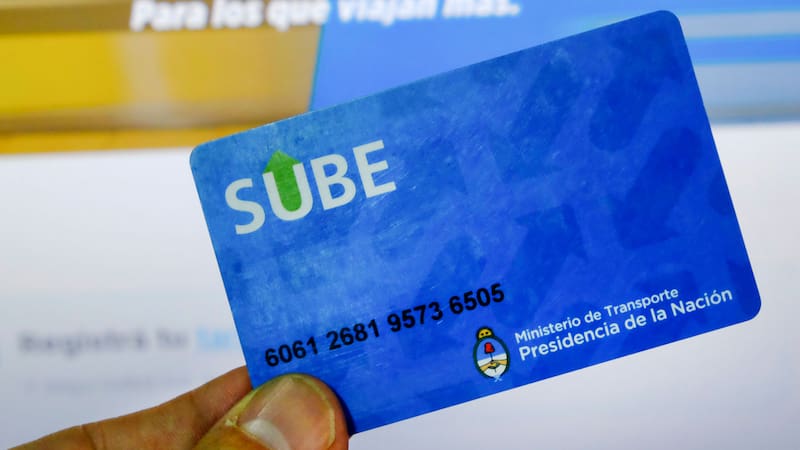 La Tarifa Social Federal de SUBE continúa vigente en septiembre: jubilados y pensionados pueden acceder a un 55% de descuento en el boleto.