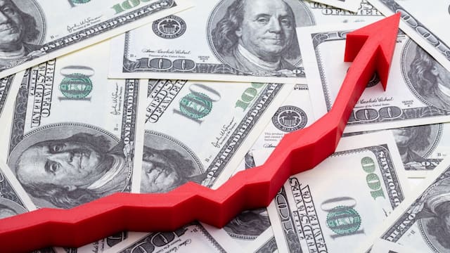 El Tesoro compró u$s 40 millones y el dólar subió a $ 1400 en un día de baja liquidez