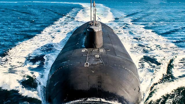 Tiembla EEUU: Rusia lanzó submarinos nucleares y misiles de largo alcance para una misión crucial: ¿comienza la tercera guerra mundial?