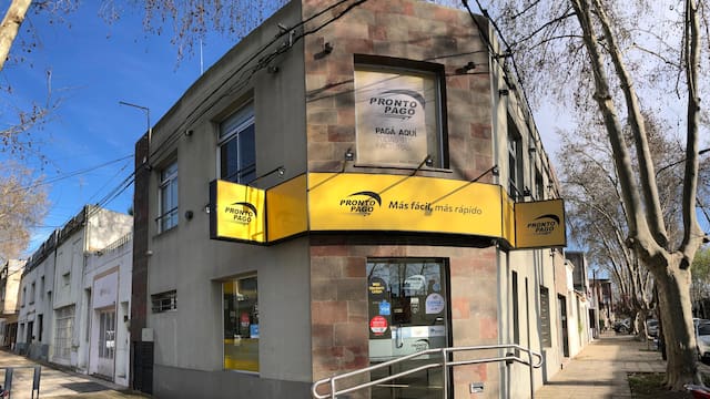 La trama de medios de pago que reemplaza a las sucursales de los bancos: quiénes ocupan su lugar