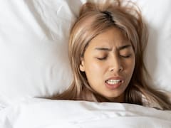 Soñar que se te caen los dientes: por qué ocurre y qué significa según la psicología
