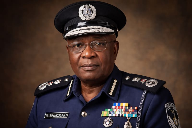 Sunday Ehindero, ex Inspector General de la Policía de Nigeria. Fuente: IA.