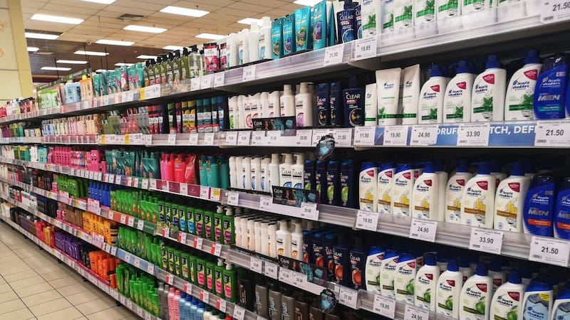 La Cofepris alertó por la venta de un shampoo letal en supermercados de México