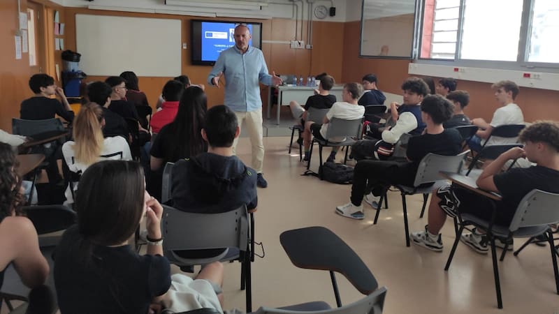 Suspenden las clases este viernes en los colegios y estos alumnos tendrán un fin de semana largo antes de las vacaciones