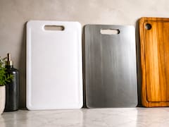 Madera, plástico o metal: la tabla ideal que conviene usar en la cocina y por qué tantos expertos la recomiendan