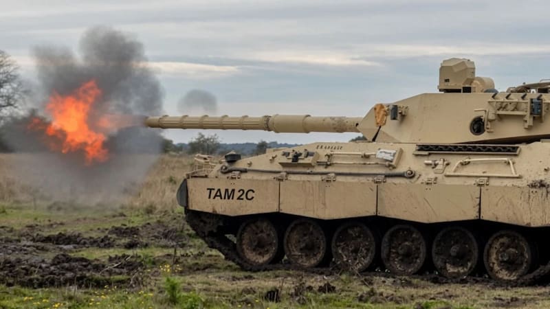 Tanques del Ejército Argentino hicieron una prueba de tiro en Brasil.