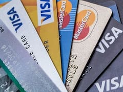 Adiós a las tarjetas de crédito: la norma fiscal que entrará en vigor en abril y afectará a todos los clientes de bancos