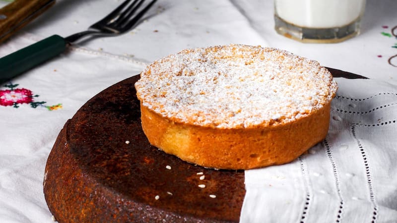 Tarta de Santiago: la receta perfecta para quienes quieren probar este postre dulce y lleno de encanto. Foto: Freepik
