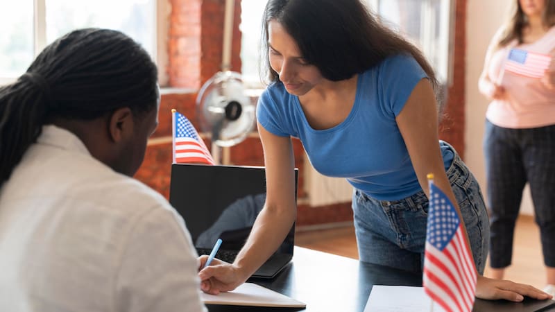 ¿Quiénes pueden acceder a las becas IMME 2026?