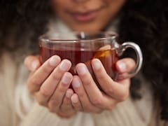 El “té de los dulces sueños” que termina con el insomnio y ayuda a dormir mucho mejor: combate la ansiedad y funciona como sedante