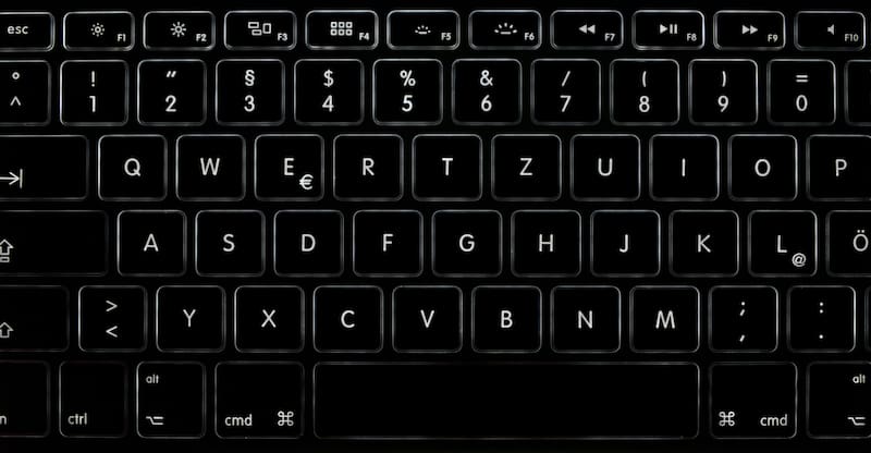 El problema que buscaban evitar las primeras máquinas de escribir.