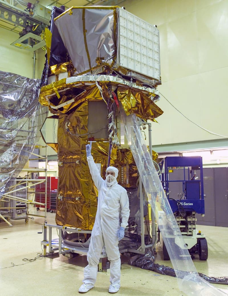 Así era el telescopio Swift de la NASA antes de ser lanzado al espacio.