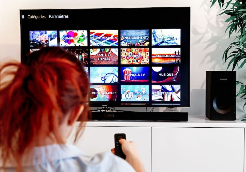 Este procedimiento puede ayudar cuando el Smart TV funciona lento, una aplicación se congela o aparecen errores temporales. (Fuente: Shutterstock)