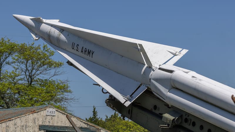 Tensión mundial: el ejército más poderoso del planeta se prepara para tener un arma súper letal y estrenará un misil de largo alcance
Fuente: Shutterstock