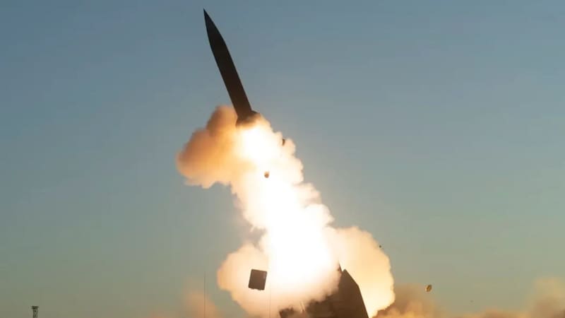 Tensión mundial: el ejército más poderoso del planeta se prepara para tener un arma súper letal y estrenará un misil de largo alcance
Fuente: Zona Militar