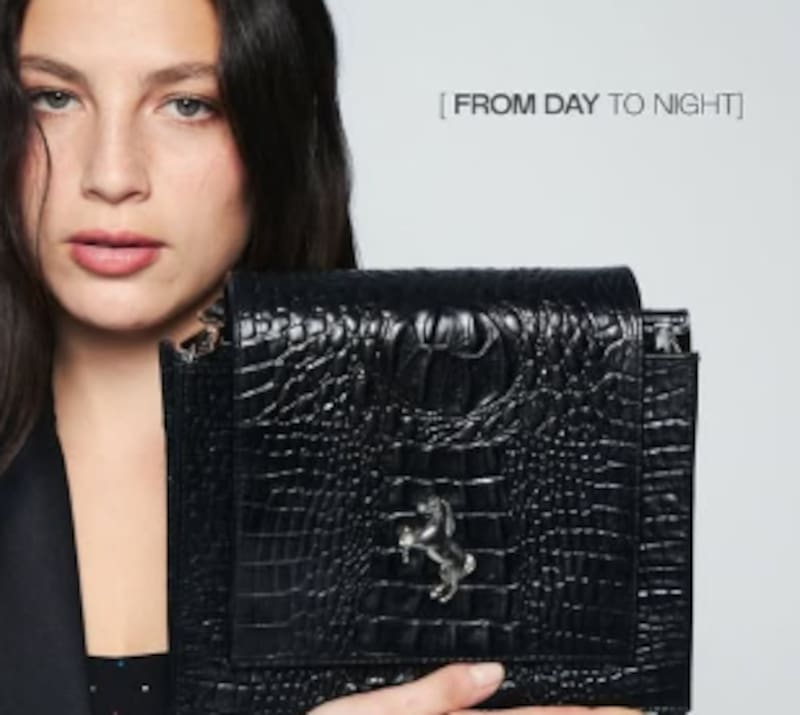 Las carteras de Tentroya, en Argentina y en Estados Unidos.