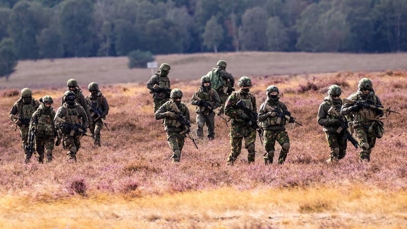Países Bajos alerta a sus ciudadanos y lanza un folleto con instrucciones claras para sobrevivir a las primeras 72 horas ante guerras, ciberataques o inundaciones.
