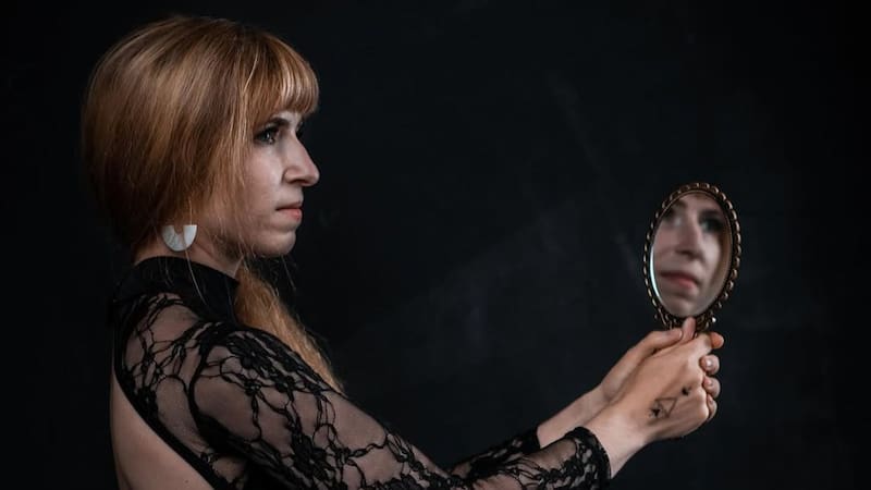 Tess Posner, CEO fundadora de AI4ALL: “El valor humano es esencial, pero la oportunidad no llega por igual a todos”. Foto: Instagram @tessposnermusic