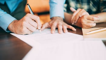 Testamento o donación en vida: los puntos a evaluar antes de transferir una propiedad