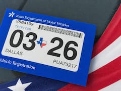 Anuncio oficial de Texas | Por decisión del Gobierno, los conductores tendrán prohibido renovar el registro si demoraron este trámite con su documento
