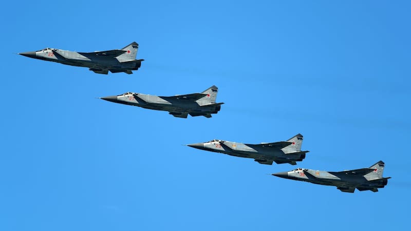 Tiembla el mundo: este poderoso ejército se prepara para la guerra y desplegó los aviones de ataque más letales con misiles hipersónicos
Fuente: Shutterstock