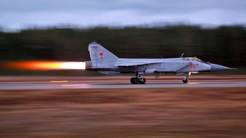 Tiembla el mundo: este poderoso ejército se prepara para la guerra y desplegó los aviones de ataque más letales con misiles hipersónicos
Fuente: Shutterstock