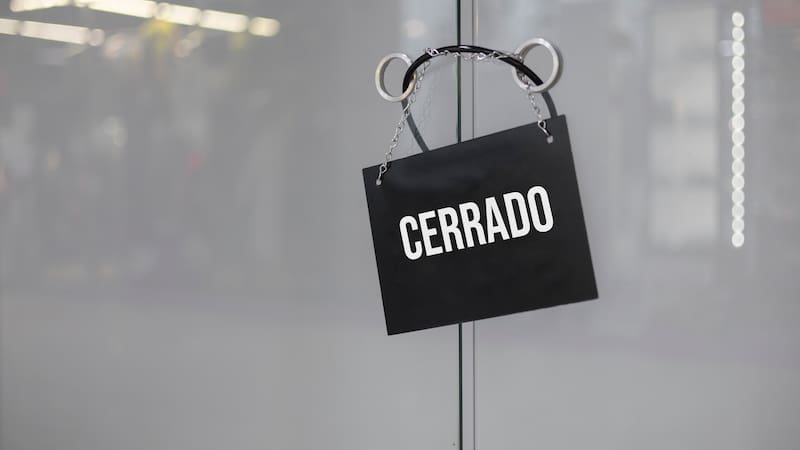 El cierre de tiendas y la quiebra de una cadena de origen belga sacuden al sector de la decoración en España y Europa, con impacto en empleados, clientes y el futuro del retail físico.