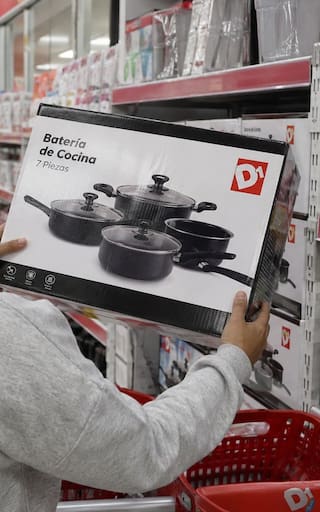 Tiendas D1 lanza un juego de siete ollas antiadherentes para equipar la cocina, preparar comidas rápido y de fácil limpieza