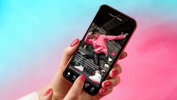 ¿Cómo ganar dinero con TikTok? los requisitos y el paso a paso para monetizar tu contenido en la aplicación
