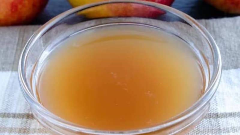 Tirar vinagre en la ducha: por qué lo recomiendan y para qué sirve