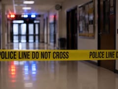 Masacre escolar: un estudiante de 14 años llevó un arma al colegio y protagonizó un tiroteo con nueve muertos