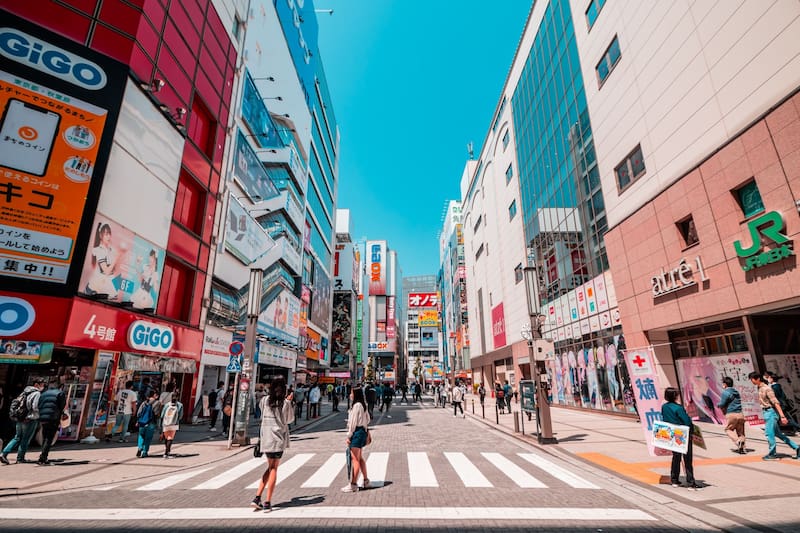 Japón no tiene una vigencia mínima establecida para el pasaporte en estancias cortas de menos de 90 días.