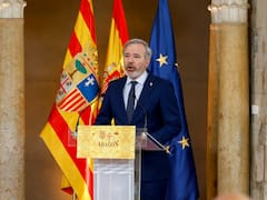 Jorge Azcón asume en Aragón con los apoyos de Vox y lanza un mensaje clave: “Se avanza cuando hay acuerdos”