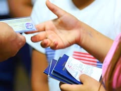 Estados Unidos bloqueará el ingreso y salida del país a ciudadanos y extranjeros con el pasaporte en estas condiciones