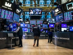 Mercados de EE.UU. ante un giro inédito: la Fed podría bajar tasas pese a una economía sólida