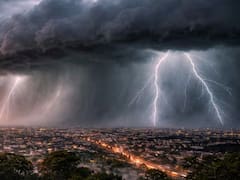 Llega la tormenta negra más intensa de abril: habrá fuertes lluvias con ráfagas de viento y posible caída de granizo en estas zonas del país