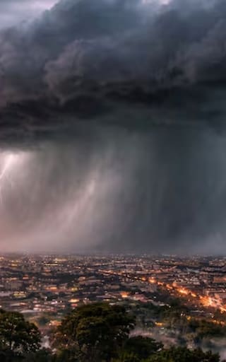 Llega la tormenta negra más intensa de abril: habrá fuertes lluvias con ráfagas de viento y posible caída de granizo en estas zonas del país