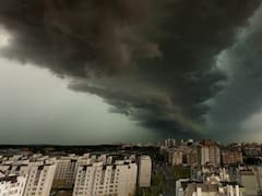 Un frente de tormentas, lluvias y nubes negras avanza a toda velocidad: estas serán las zonas afectadas