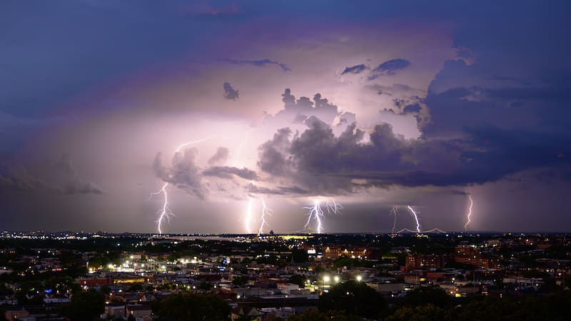 Se aproximan tormentas por 48 horas: actividad eléctrica y lluvias abundantes golpearán Córdoba durante el fin de semana