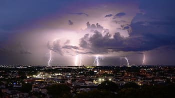 Una nueva tormenta golpeó Carolina del Norte: una importante carretera sigue cerrada por segunda vez en un mes
