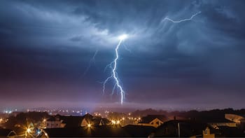 Una fuerte tormenta se aproxima y golpeará varias provincias: viento extremo, lluvias intensas y nieve en varias regiones