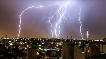 Llegan tormentas fuertes con granizo a estas provincias y bajan las temperaturas en casi todo el país