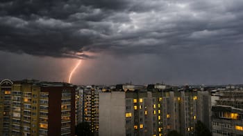 Se acerca el diluvio torrencial del siglo: más de 48 horas seguidas de lluvias intensas con tormentas y vientos fuertes en todas estas zonas