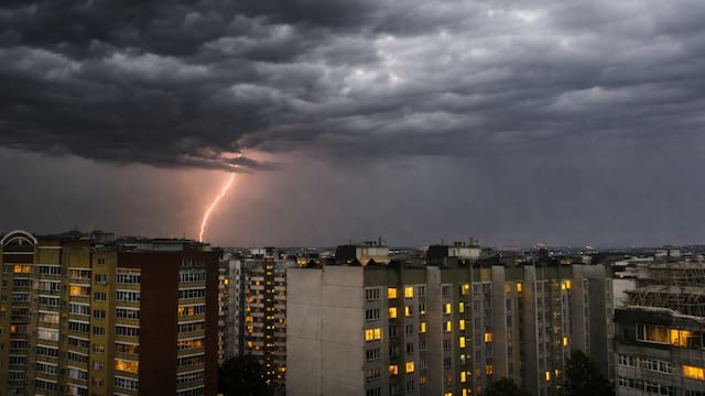 Se acerca el diluvio torrencial del siglo: más de 48 horas seguidas de lluvias intensas con tormentas y vientos fuertes en todas estas zonas