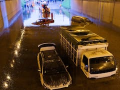 Tormenta con granizo, tornado y alerta roja: un temporal causó numerosos daños en Santiago de Chile