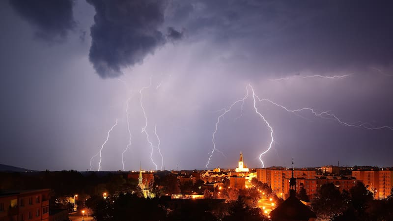 Llega una fuerte tormenta para este martes 22 de septiembre: lluvias intensas y aumento de la nubosidad en Colombia